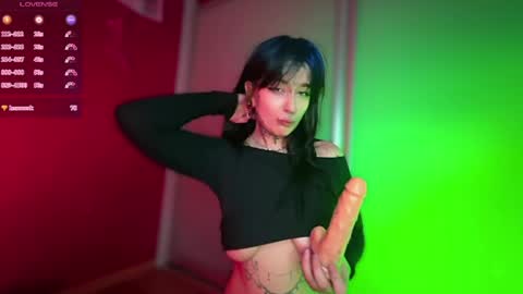 Teya online show from May 4, 2026, 7:37 am