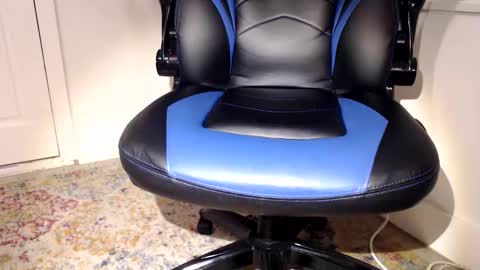 Snapshot of 1dad2plz chatting on February 16, 2025, 3:26 am i erupt if you suck ur nipples 4 me and look at the camera while watching me online show from February 16, 2025, 3:26 am