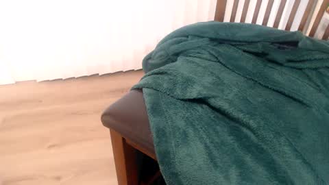 Snapshot of 1dad2plz chatting on October 3, 2025, 12:57 pm i erupt if you suck ur nipples 4 me and look at the camera while watching me online show from October 3, 2025, 12:57 pm