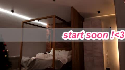 Snapshot of 1i1ypa1mer chatting on February 15, 2026, 7:10 pm Lily 3 online show from February 15, 2026, 7:10 pm