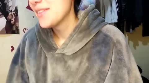 1kandylove online show from October 24, 2025, 12:41 am