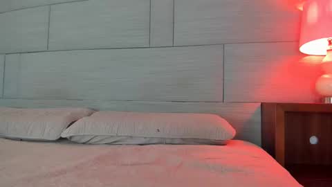 Onna online show from December 20, 2024, 4:20 am