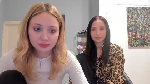 1lovepizza online show from November 16, 2025, 9:09 pm