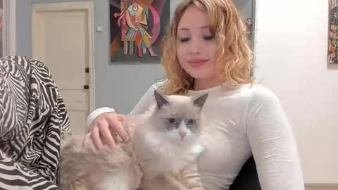 1lovepizza online show from November 18, 2025, 12:27 am