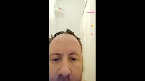 Snapshot of 1machine1guy chatting on December 17, 2024, 2:33 pm Clay online show from December 17, 2024, 2:33 pm