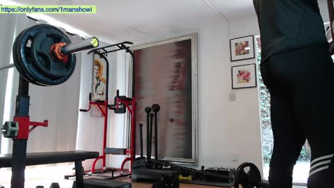 1manshow11 online show from April 1, 2026, 4:37 pm