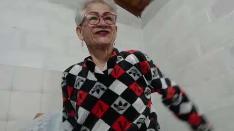 Snapshot of 1miss_monserrate chatting on January 17, 2025, 10:11 am Miss Monserrate online show from January 17, 2025, 10:11 am