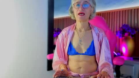 Miss Monserrate online show from April 14, 2026, 1:50 pm