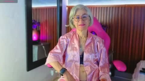 Snapshot of 1miss_monserrate chatting on April 22, 2026, 1:56 pm Miss Monserrate online show from April 22, 2026, 1:56 pm