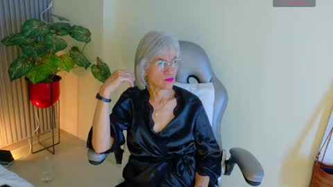 Miss Monserrate online show from July 13, 2026, 2:31 pm