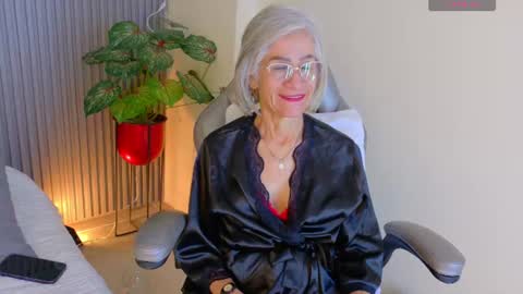 Miss Monserrate online show from July 15, 2026, 2:22 pm