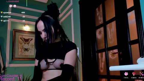 Moona  online show from January 24, 2025, 7:18 pm