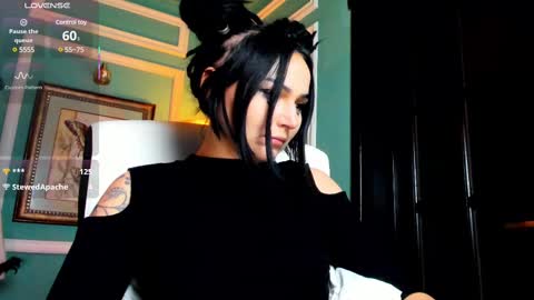 Moona  online show from February 23, 2025, 8:11 pm