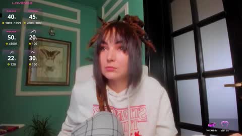 Moona  online show from January 6, 2026, 11:58 am