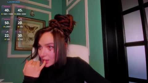 Snapshot of 1munique chatting on January 19, 2026, 2:21 pm Moona online show from January 19, 2026, 2:21 pm