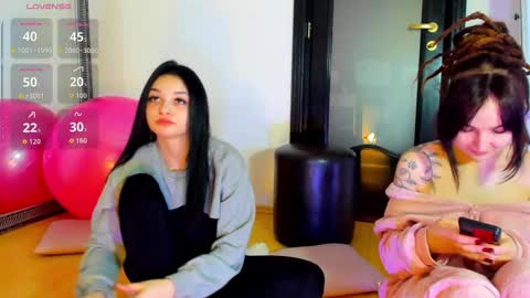 Snapshot of 1munique chatting on March 1, 2026, 10:06 am Moona online show from March 1, 2026, 10:06 am