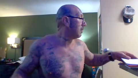 TheShyOne18 online show from February 11, 2026, 12:32 pm