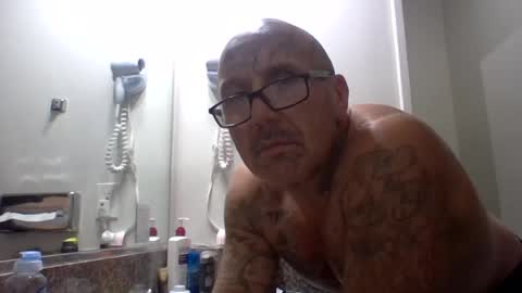 TheShyOne18 online show from August 4, 2026, 10:29 am
