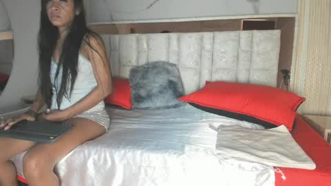 Luisa online show from April 13, 2026, 12:10 pm