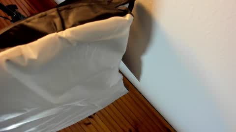 Luisa online show from June 10, 2026, 11:31 am