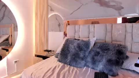 Luisa online show from June 13, 2026, 6:17 pm