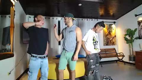 pushman online show from April 21, 2026, 11:38 am