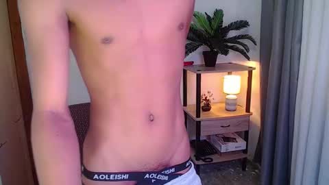 1sweetloverxx online show from April 19, 2026, 12:22 am