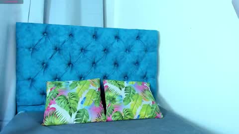 1Threestar online show from September 13, 2025, 11:54 am