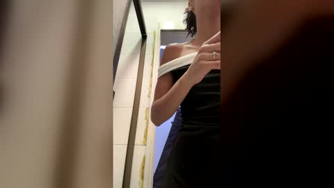 1Threestar online show from March 15, 2026, 1:28 pm