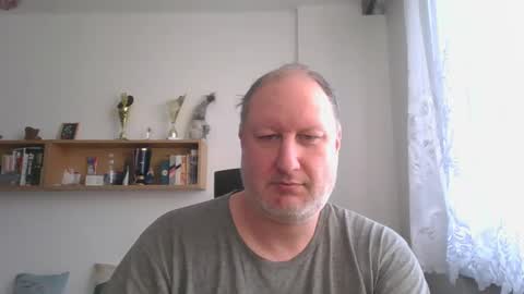 1vaso online show from February 21, 2025, 7:01 am