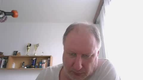 1vaso online show from September 25, 2025, 1:15 pm