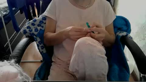 1your_hot_girls online show from March 5, 2025, 12:33 pm