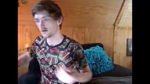 Snapshot of 27tnguy chatting on March 4, 2026, 7:58 am 27tnguy online show from March 4, 2026, 7:58 am