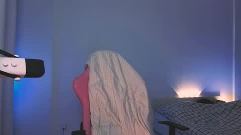 Snapshot of 2b_ chatting on January 9, 2026, 3:42 am Sasha weekend from 14 to 27 November online show from January 9, 2026, 3:42 am