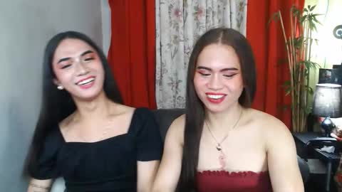 2hotblowjob694uxxx online show from May 22, 2026, 4:01 pm