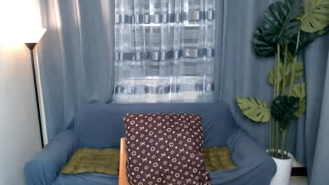 2hotblowjob694uxxx online show from July 12, 2026, 1:46 pm