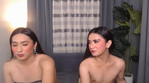 2hotblowjob694uxxx online show from July 28, 2026, 7:39 pm