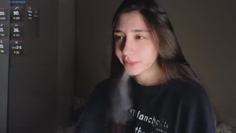 Snapshot of 2insensitive chatting on March 2, 2025, 8:40 pm Lina free control in pvt online show from March 2, 2025, 8:40 pm