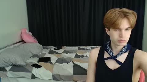 Snapshot of 2nc_ chatting on October 31, 2025, 5:03 pm Eleot online show from October 31, 2025, 5:03 pm