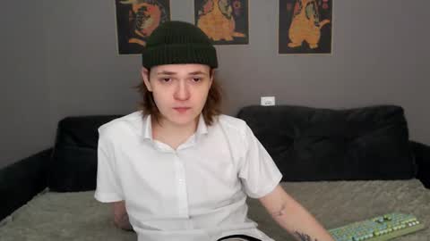 Snapshot of 2nc_ chatting on March 2, 2026, 12:45 pm Eleot online show from March 2, 2026, 12:45 pm