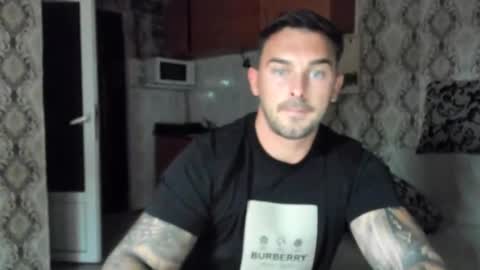 2sexymuscles online show from September 8, 2025, 8:19 pm