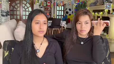 Snapshot of 2summerlove2 chatting on June 25, 2026, 7:07 pm Dalilah and Tarah online show from June 25, 2026, 7:07 pm