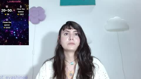 Eva online show from May 4, 2026, 10:39 pm