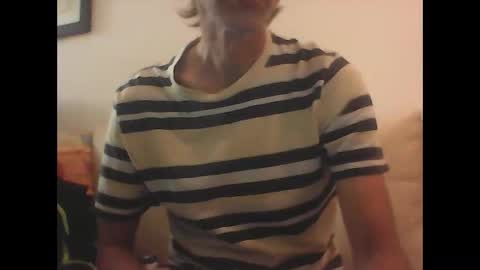 Snapshot of 34colombiano34 chatting on May 17, 2026, 10:44 am 34colombiano34 online show from May 17, 2026, 10:44 am