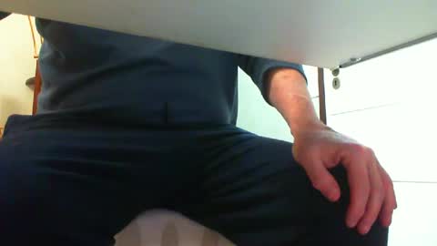 Snapshot of 3funlover chatting on December 4, 2024, 5:11 pm 3funlover online show from December 4, 2024, 5:11 pm