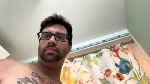 Snapshot of 3legs4days chatting on July 19, 2026, 11:25 am 3legs online show from July 19, 2026, 11:25 am