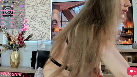 Snapshot of 3lla_rose chatting on January 17, 2025, 7:41 am Ella online show from January 17, 2025, 7:41 am