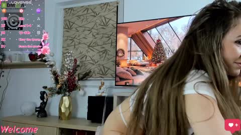 Snapshot of 3lla_rose chatting on January 21, 2025, 8:21 pm Ella online show from January 21, 2025, 8:21 pm