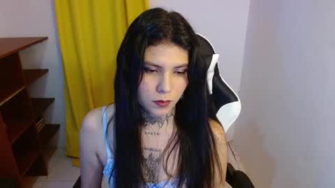 Snapshot of 3rika_gomez chatting on October 5, 2025, 4:22 am erika online show from October 5, 2025, 4:22 am