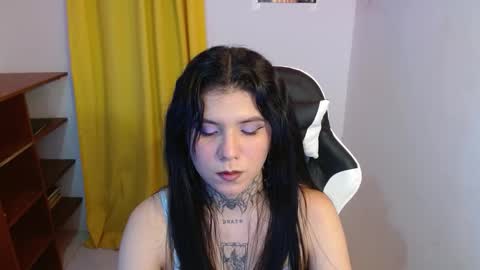 Snapshot of 3rika_gomez chatting on November 2, 2025, 11:29 pm erika online show from November 2, 2025, 11:29 pm
